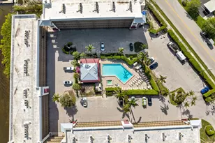803 River Point, Naples, FL 34102 - Photo 25