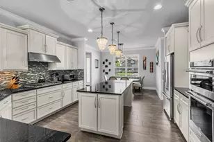 7072 Live Oak Dr, Naples, FL 34114 - Photo 11