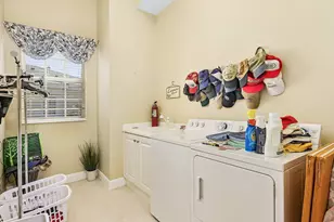 9283 Museo Cir, Naples, FL 34114 - Photo 17