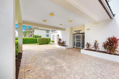 910 Panama Court #302, Marco Island, FL 34145 - Photo 9
