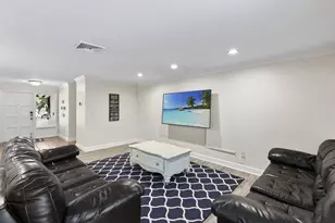 186 Beachcomber St, Marco Island, FL 34145 - Photo 5
