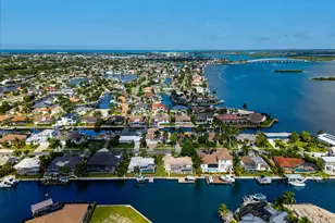 1763 Wavecrest Ct, Marco Island, FL 34145 - Photo 41