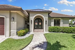 428 Persian Ct, Marco Island, FL 34145 - Photo 3