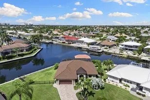 428 Persian Ct, Marco Island, FL 34145 - Photo 35