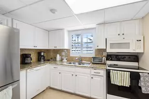 220 Seaview Ct, Marco Island, FL 34145 - Photo 23