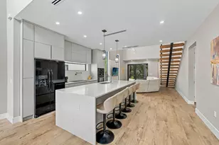 3308 Canal St, Naples, FL 34112 - Photo 9