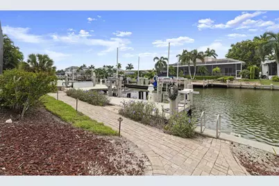 736 Plantation Court, Marco Island, FL 34145 - Photo 41