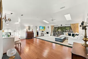 3231 Horse Carriage Way, Naples, FL 34105 - Photo 5