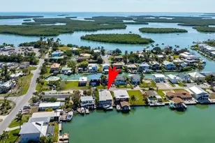 565 Coconut Ave, Goodland, FL 34140 - Photo 25