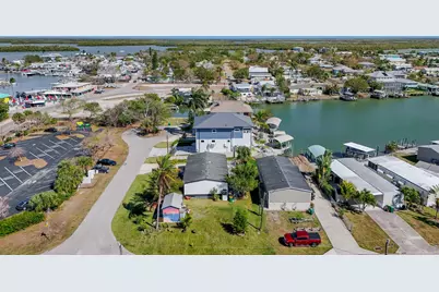 610 Sunset Drive, Goodland, FL 34140 - Photo 23