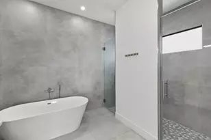 4157 68th Ave NE, Naples, FL 34120 - Photo 11