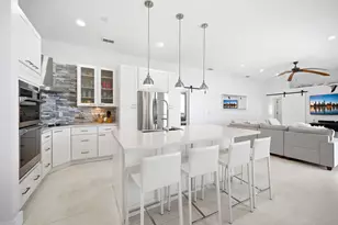 290 S Heathwood Dr, Marco Island, FL 34145 - Photo 3