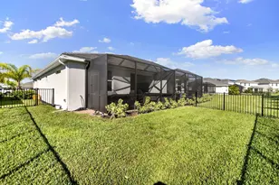 2340 Dragonfruit Wy, Naples, FL 34120 - Photo 27