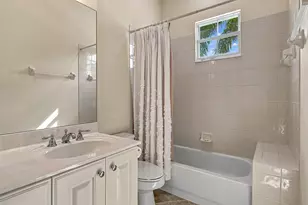 9086 Cascada Way, Naples, FL 34114 - Photo 17