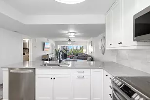 4200 Belair Ln, Naples, FL 34103 - Photo 9