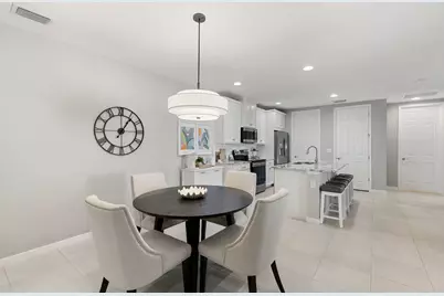 14731 Edgewater Circle, Naples, FL 34114 - Photo 13