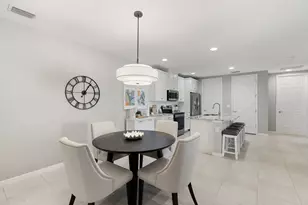 14731 Edgewater Cir, Naples, FL 34114 - Photo 13