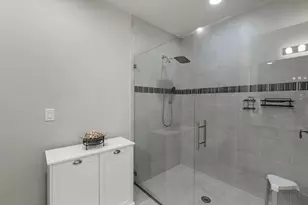 14731 Edgewater Cir, Naples, FL 34114 - Photo 45