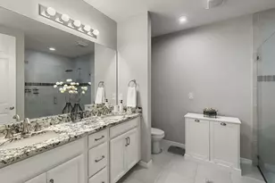 14731 Edgewater Cir, Naples, FL 34114 - Photo 11