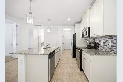 14943 Edgewater Circle, Naples, FL 34114 - Photo 3