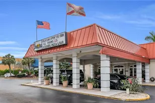 2555 Tamiami Trl N, Naples, FL 34103 - Photo 1