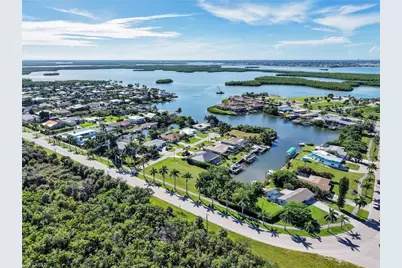 405 Grenada Avenue, Naples, FL 34113 - Photo 1