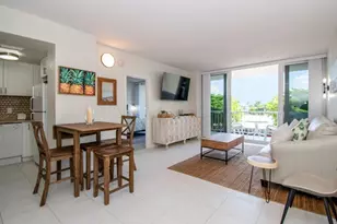 140 Seaview Ct, Marco Island, FL 34145 - Photo 1