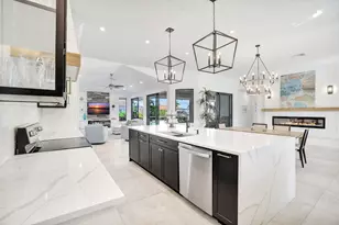 910 Ivory Ct, Marco Island, FL 34145 - Photo 1