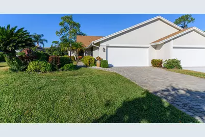 608 Kings Way, Naples, FL 34104 - Photo 1