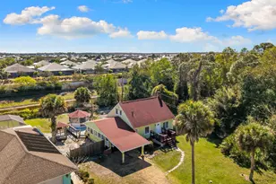 91 Constitution Dr, Naples, FL 34112 - Photo 1
