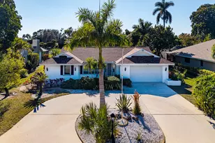178 Torrey Pines Point, Naples, FL 34113 - Photo 1