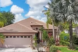 8241 Laurel Lakes Blvd, Naples, FL 34119 - Photo 1