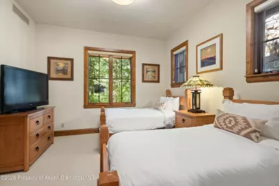 64 Prospector Road #Unit 7, Aspen, CO 81611 - Photo 33
