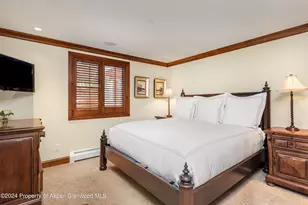 315 S 1st St, Aspen, CO 81611 - Photo 21