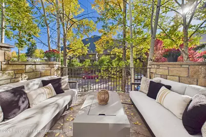 910 E Cooper Avenue, Aspen, CO 81611 - Photo 1