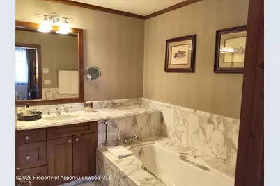 0039 Boomerang Road #Unit 8411 - 21, Aspen, CO 81611 - Photo 25