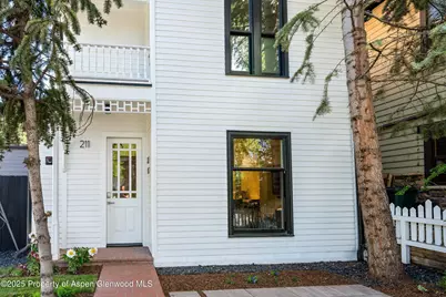 211 W Main Street, Aspen, CO 81611 - Photo 3