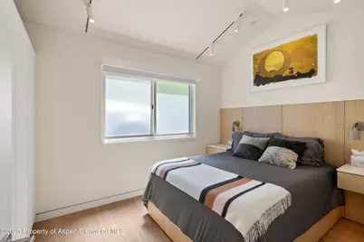 211 W Main Street, Aspen, CO 81611 - Photo 61