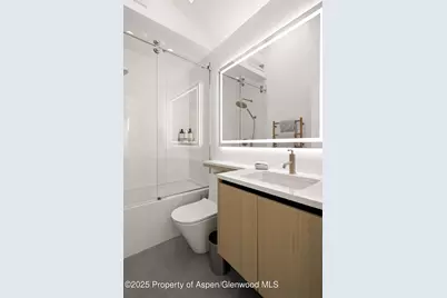 211 W Main Street, Aspen, CO 81611 - Photo 63