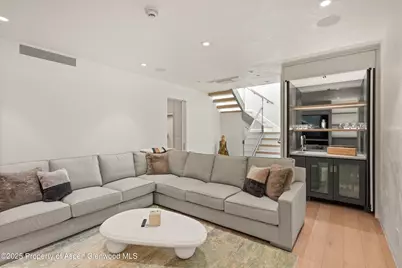 211 W Main Street, Aspen, CO 81611 - Photo 25