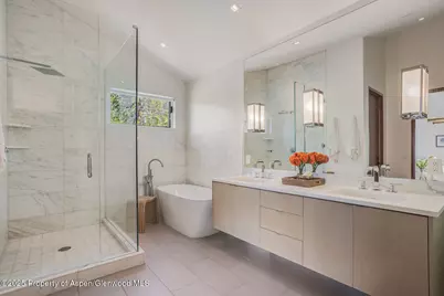 100 Park Avenue, Aspen, CO 81611 - Photo 17