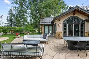 22 Pyramid Rd, Aspen, CO 81611 - Photo 3