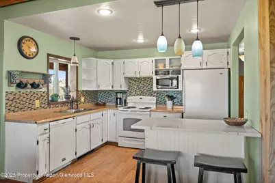 1563 County Road 326, Silt, CO 81652 - Photo 9