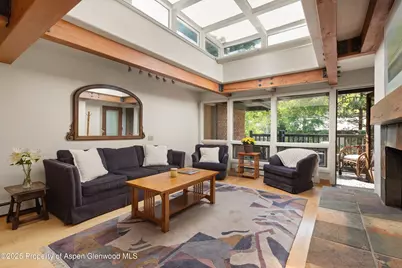 124 W Hyman Avenue #3B, Aspen, CO 81611 - Photo 3