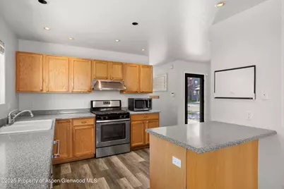 528 Lake Court, Basalt, CO 81621 - Photo 15