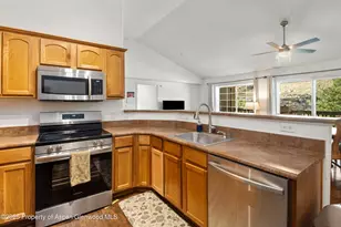 326 River View Dr, New Castle, CO 81647 - Photo 9