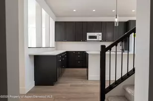 42 Mount Yale Ct, New Castle, CO 81647 - Photo 9