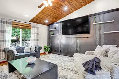 997 E 10th Street, Craig, CO 81625 - Photo 5