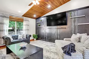 997 E 10th St, Craig, CO 81625 - Photo 5