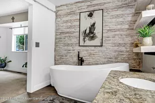 997 E 10th St, Craig, CO 81625 - Photo 25